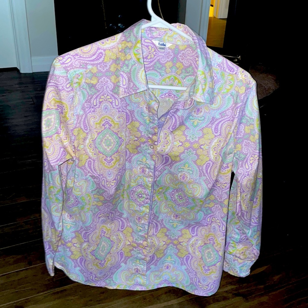 Pretty Tabi women’s blouse. Size large